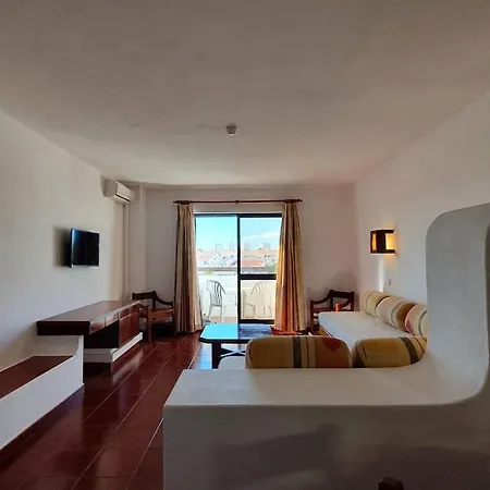 Oura Vilanova - Beach, Pool & Garden