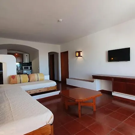 Oura Vilanova - Beach, Pool & Garden Brejos